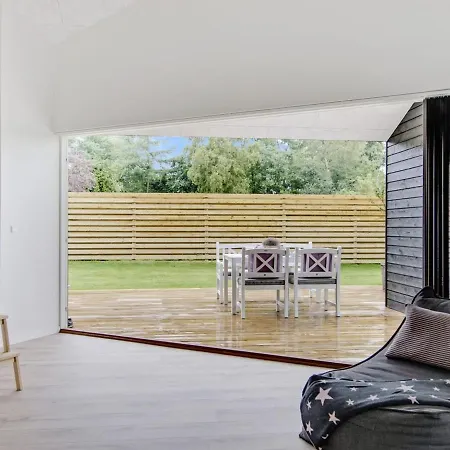 Dorthie - 800m From The Sea In Sealand By Interhome * Hornbaek