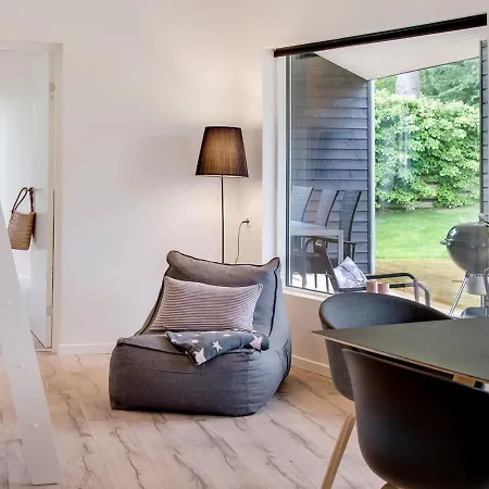 Holiday home Dorthie - 800m From The Sea In Sealand By Interhome *