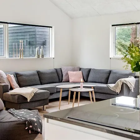 Dorthie - 800m From The Sea By Interhome Feriehus