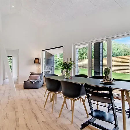 Dorthie - 800m From The Sea By Interhome * Hornbaek